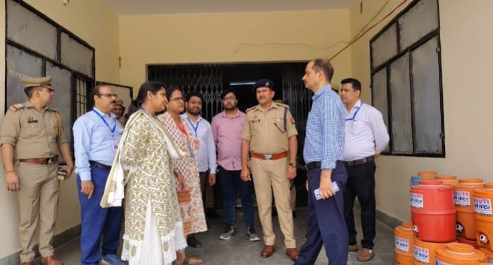 कन्नौज: यूपी उप निरीक्षक नागरिक पुलिस की लिखित परीक्षा आज और कल, जिलाधिकारी ने परीक्षा केंद्रों का किया निरीक्षण